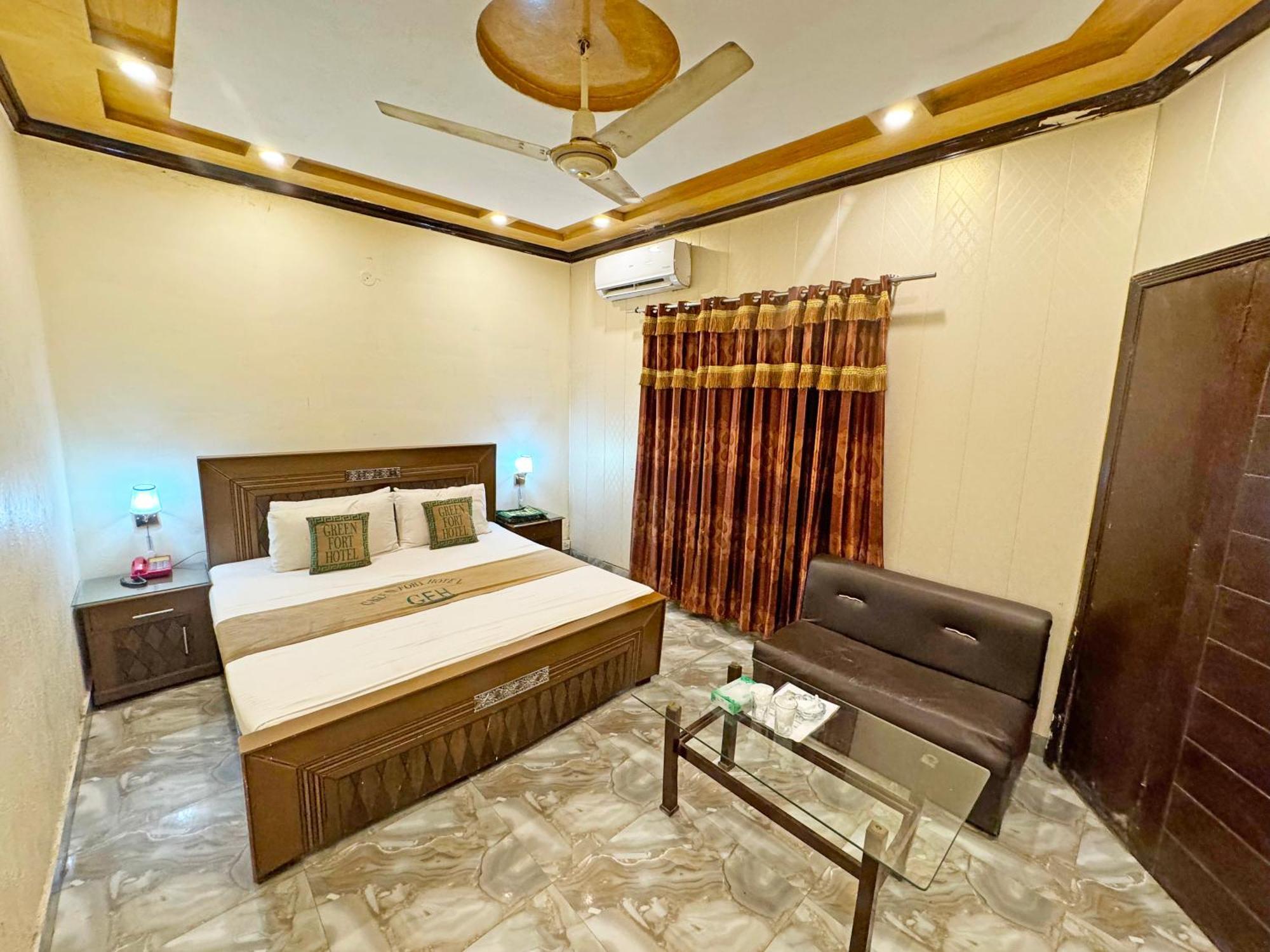 Hotel Green Fort Gulberg Lahore Eksteriør billede