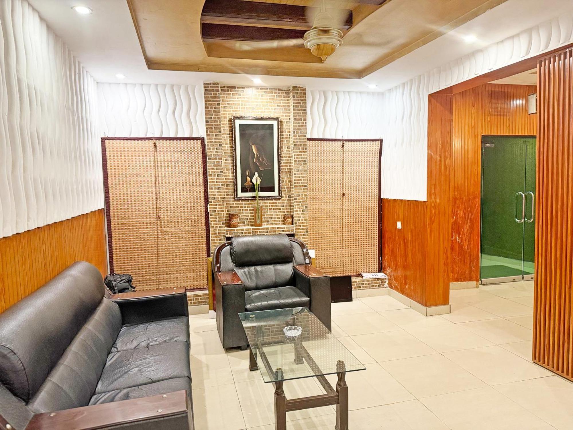 Hotel Green Fort Gulberg Lahore Eksteriør billede