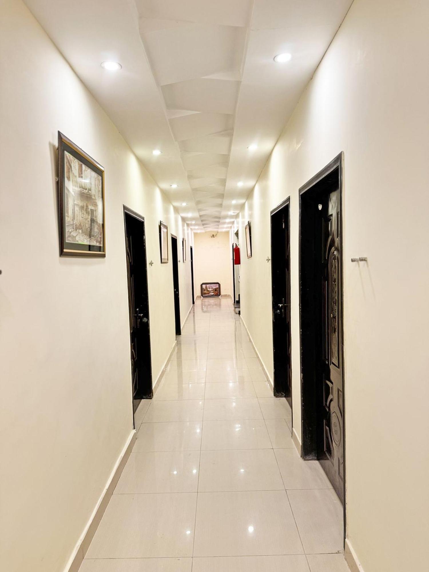 Hotel Green Fort Gulberg Lahore Eksteriør billede