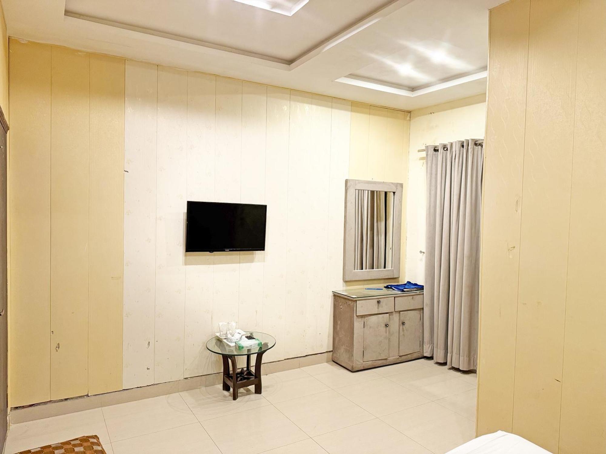 Hotel Green Fort Gulberg Lahore Eksteriør billede