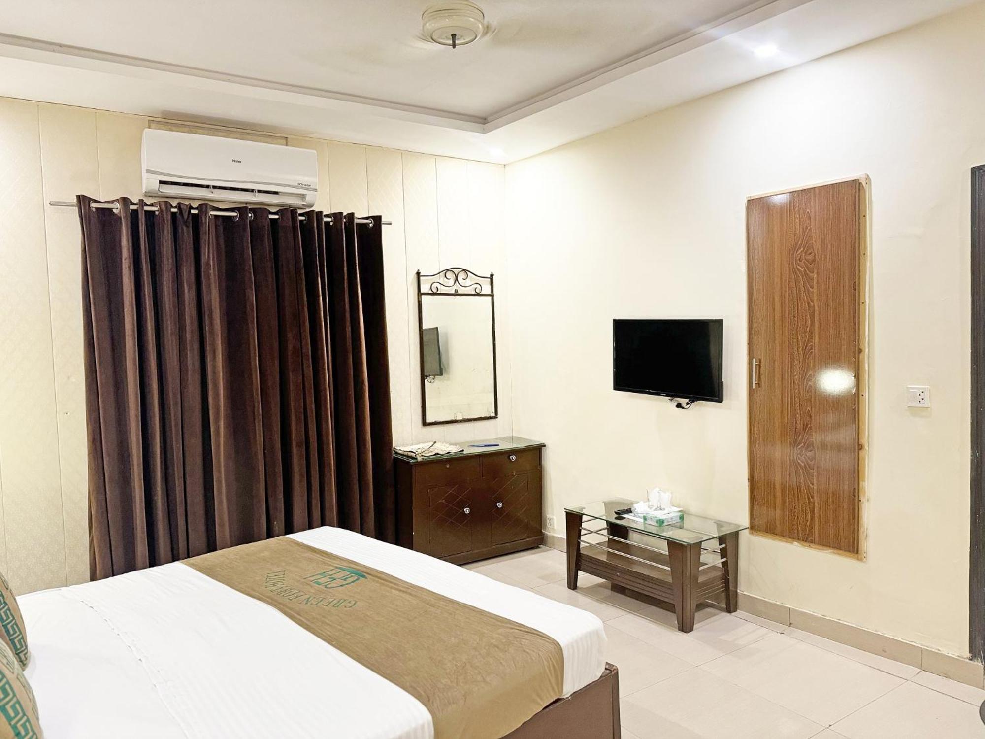 Hotel Green Fort Gulberg Lahore Eksteriør billede