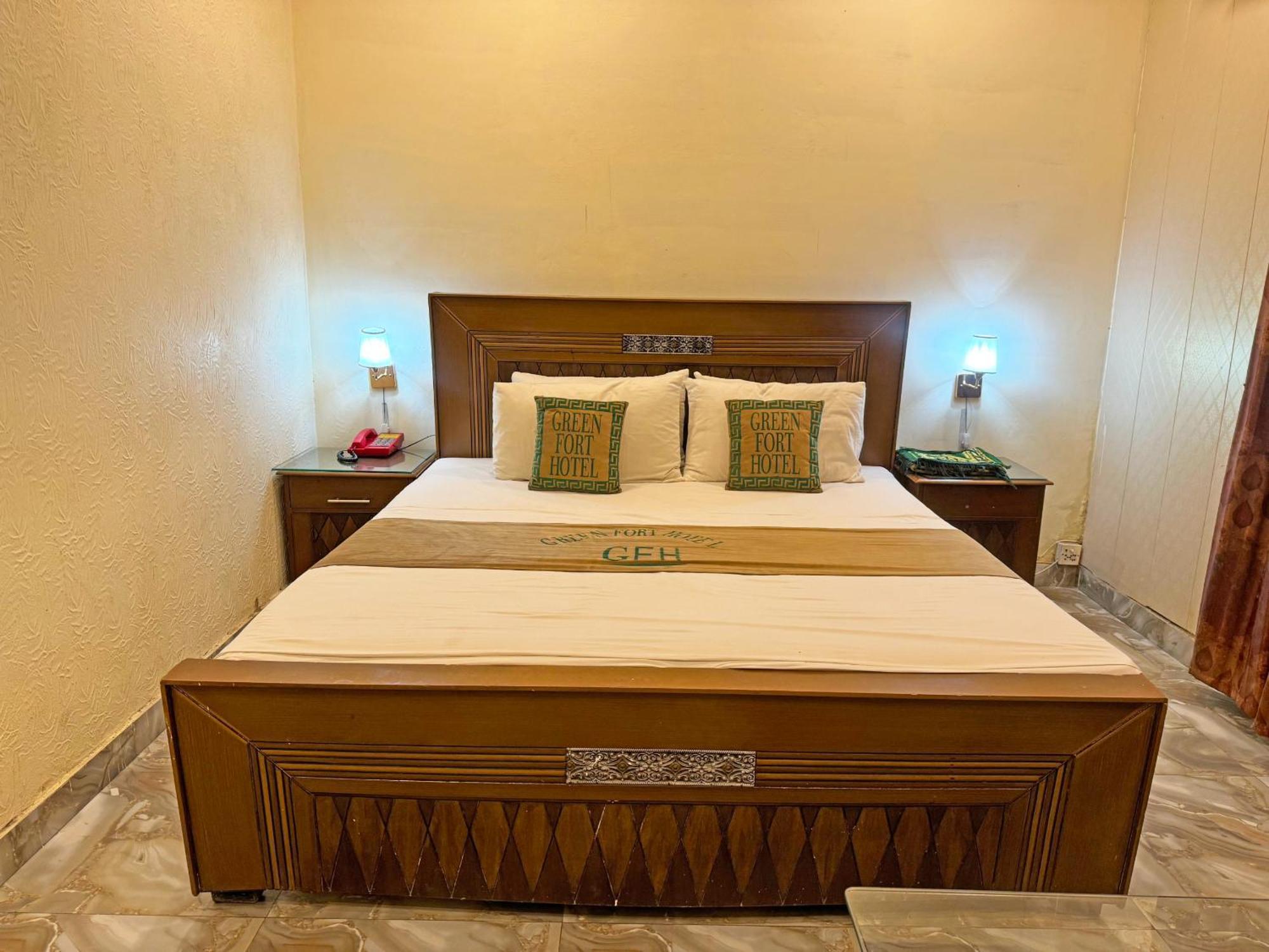 Hotel Green Fort Gulberg Lahore Eksteriør billede