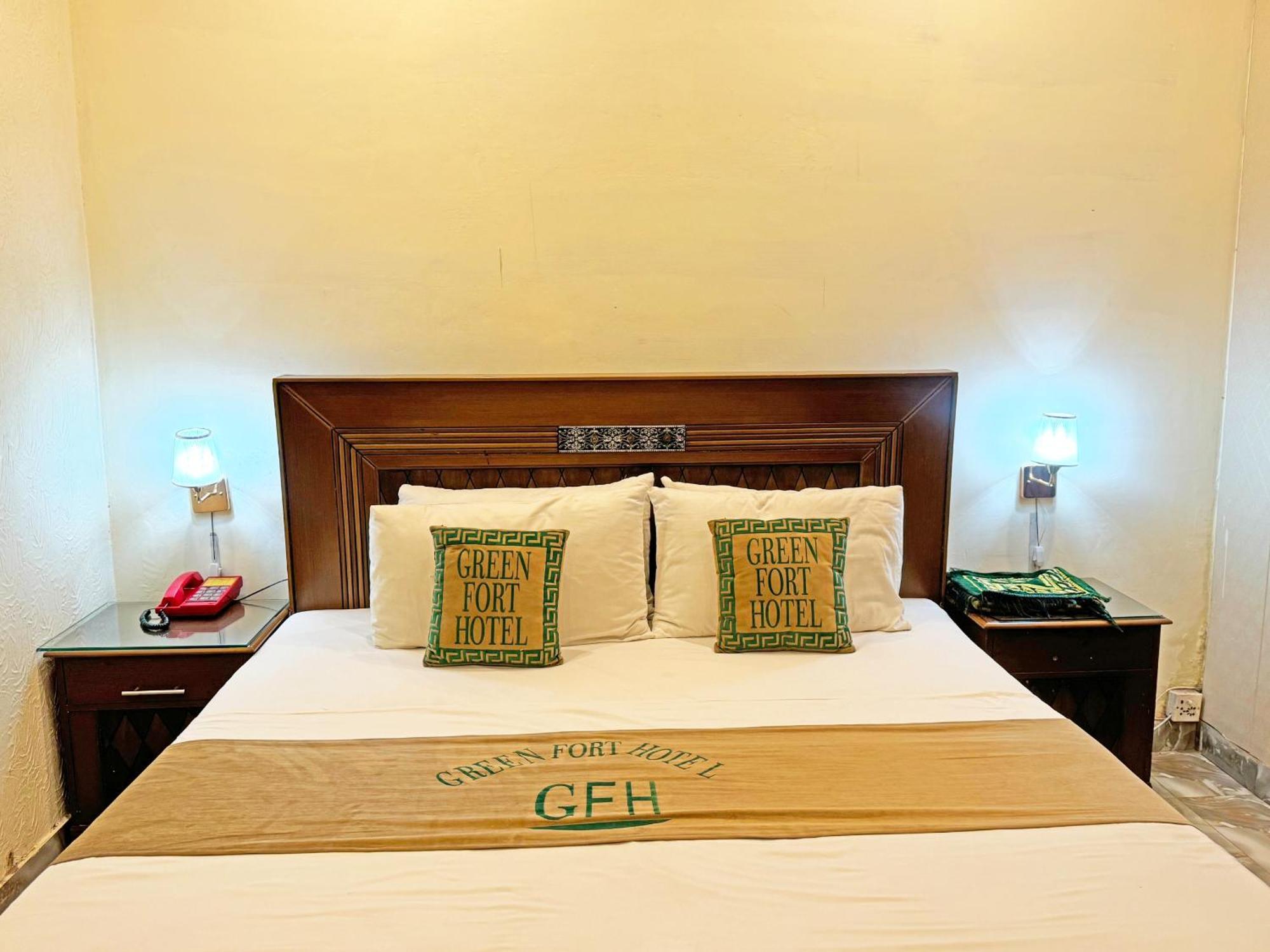 Hotel Green Fort Gulberg Lahore Eksteriør billede