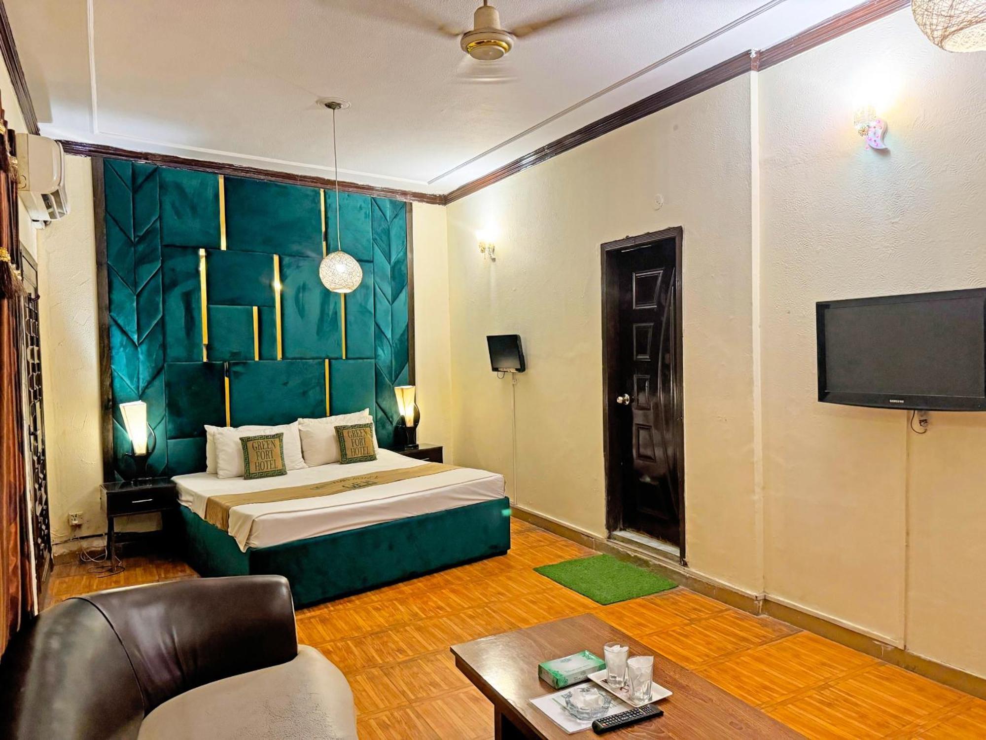 Hotel Green Fort Gulberg Lahore Eksteriør billede