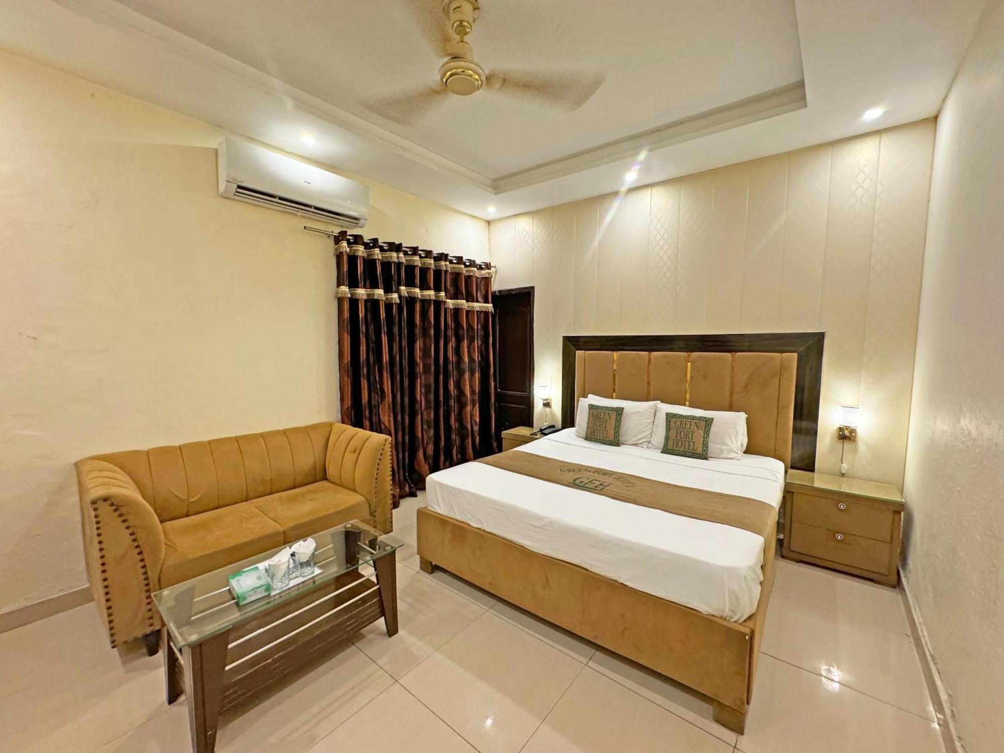 Hotel Green Fort Gulberg Lahore Eksteriør billede